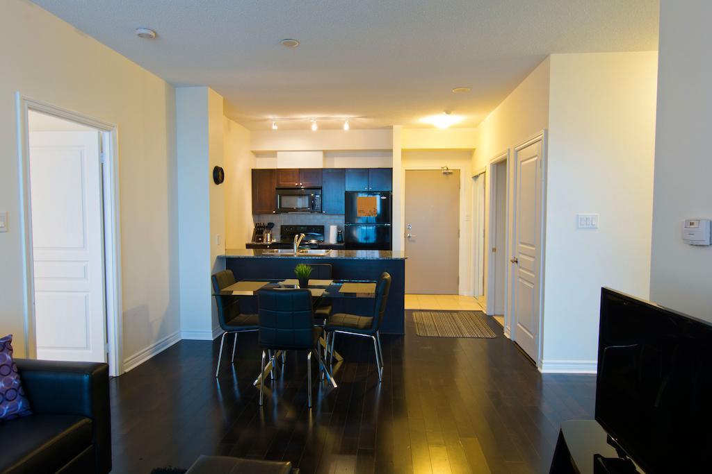 Maplewood Furnished Suites Mississauga Exteriér fotografie