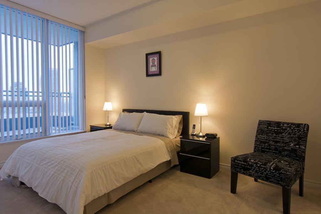 Maplewood Furnished Suites Mississauga Exteriér fotografie
